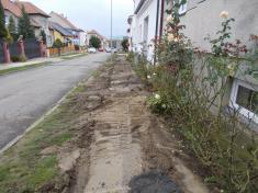 Rekonstrukce chodníků v&nbsp;ulici Zahradní a&nbsp;Bělovská 2020&nbsp;7